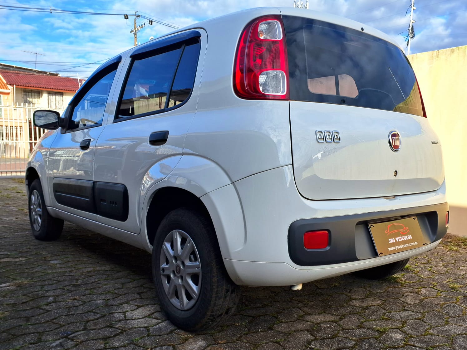Fiat Uno Vivace 1.0 2015
