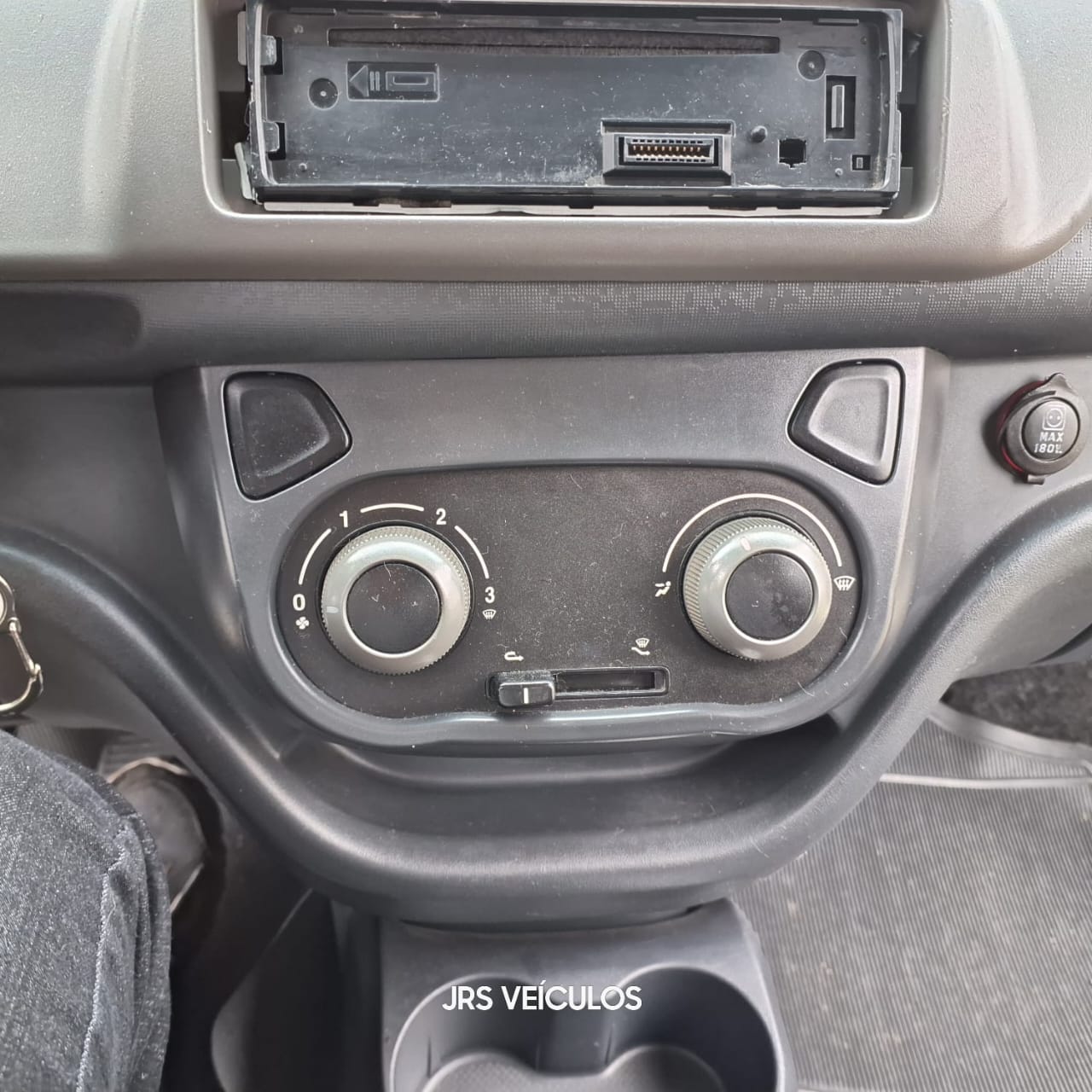 Fiat Uno Vivace 1.0 2015