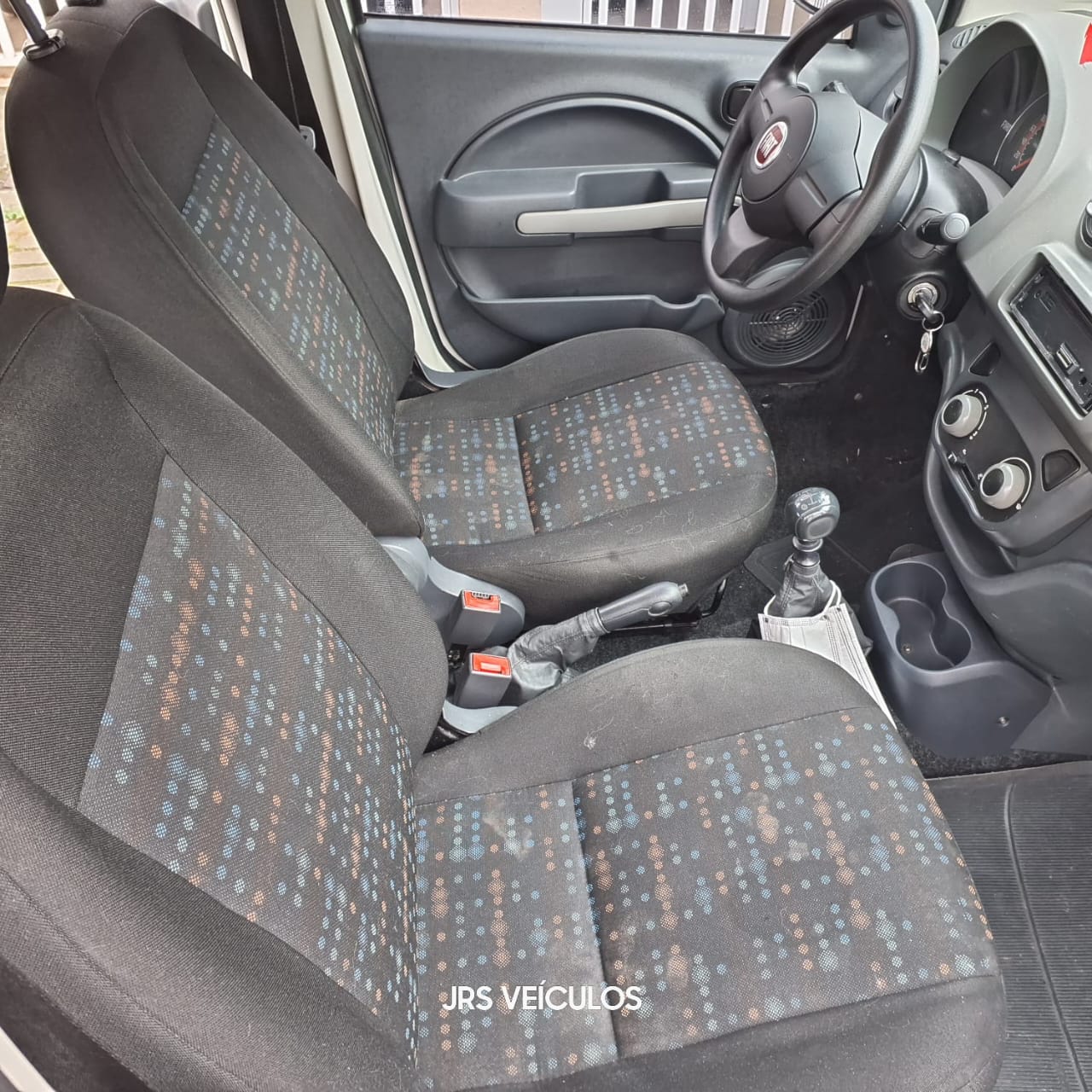 Fiat Uno Vivace 1.0 2015